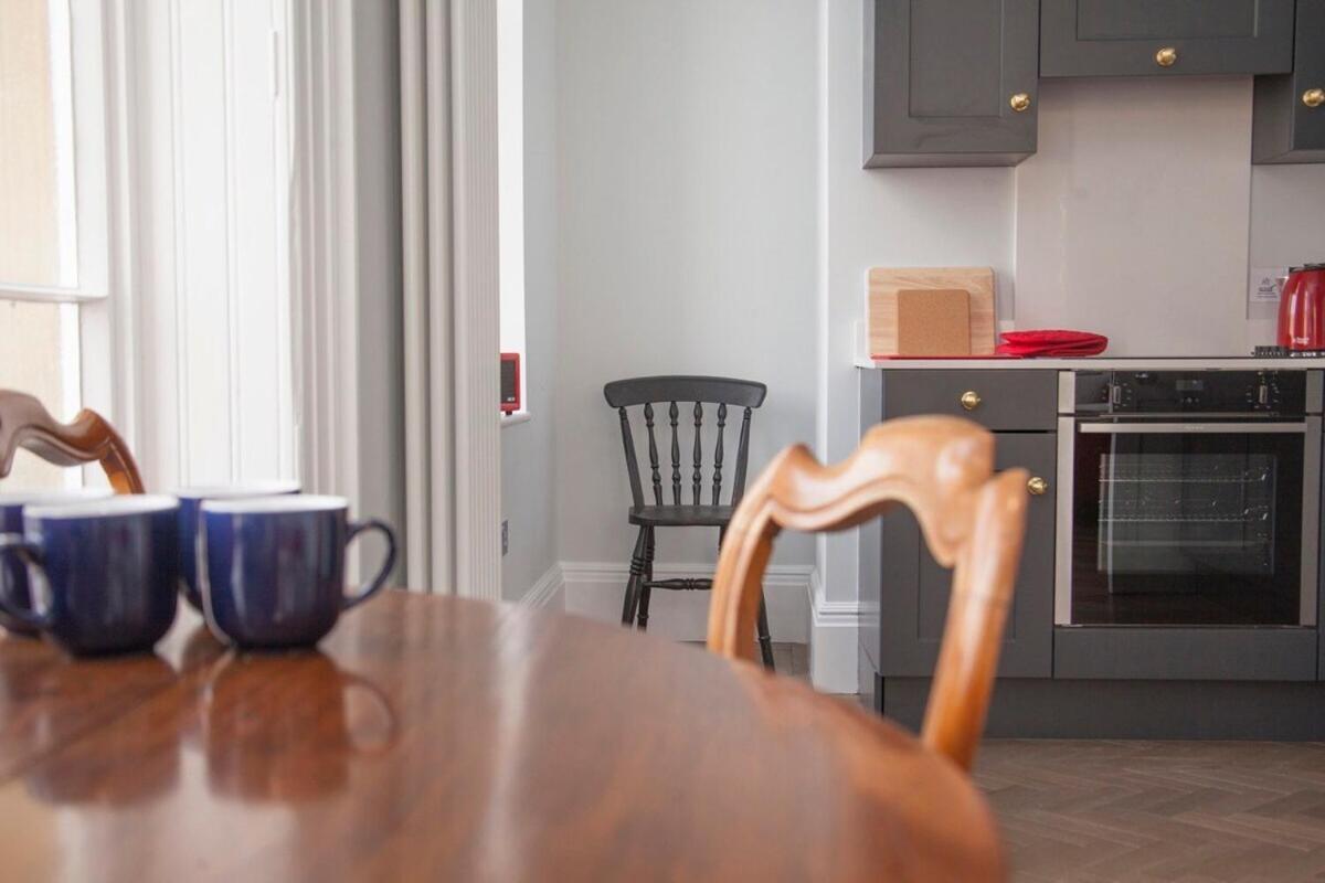 Beautiful City Centre Apartment - Bath Buitenkant foto